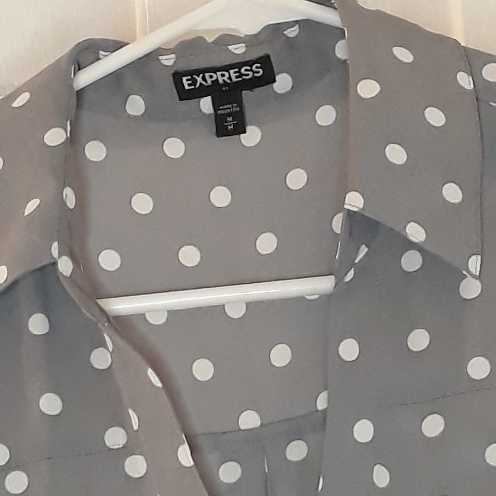 Light grey top - Picture 3 of 3